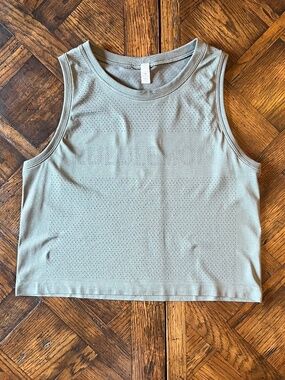 Lululemon Women's Crop Tank Top